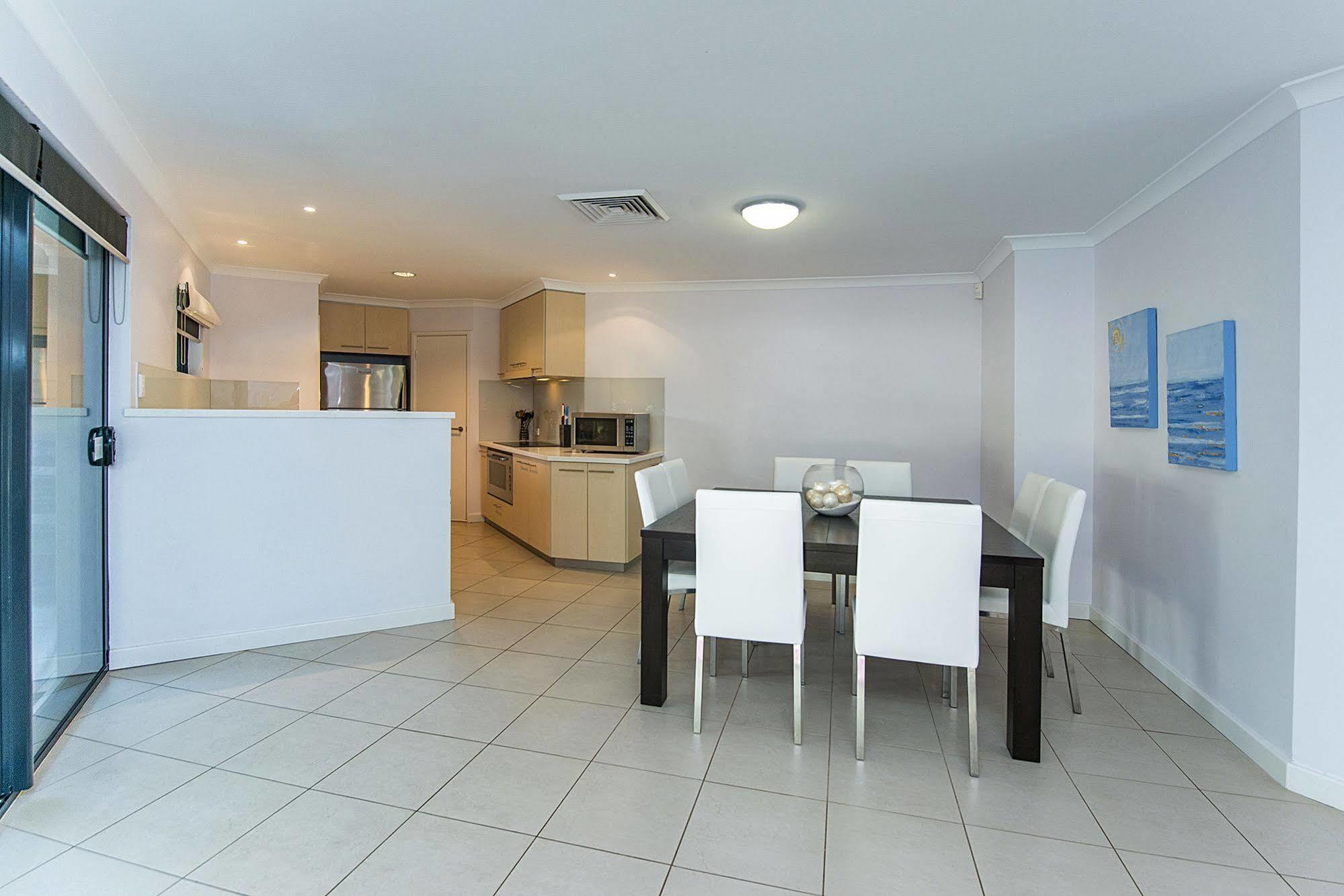 Yallingup Beach Resort Экстерьер фото