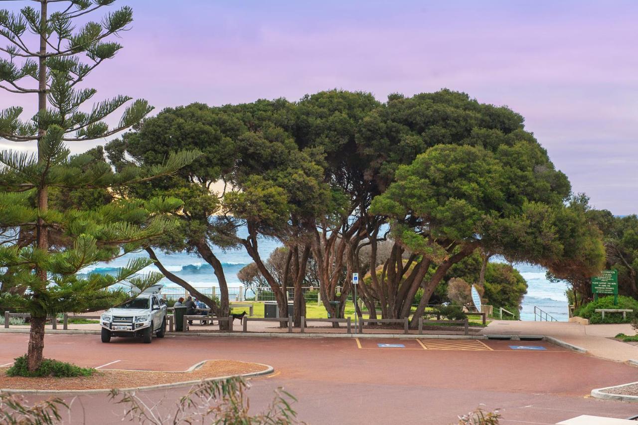 Yallingup Beach Resort Экстерьер фото